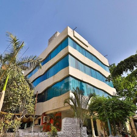 The Sky Imperial Hotel Yahvi Vadodara Kültér fotó